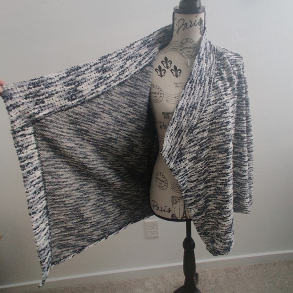 🆕 Vince Camuto Black & Gray Static Cozy Oversized Knit Fall Cardigan sweater_XS - Picture 5 of 10
